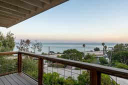 Single-Level Beach Cottage | Step-Free + Views - Image 5