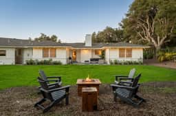 Coastal Farm Stay on 2 Acres | Pets + Horses OK - Image 2
