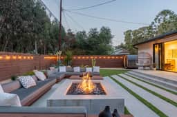 Vitality Shores | Sauna, Yoga Lawn, Beach Trail - Image 3