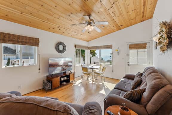 Renovated Ocean-View Cottage | Private Backyard - Image 2