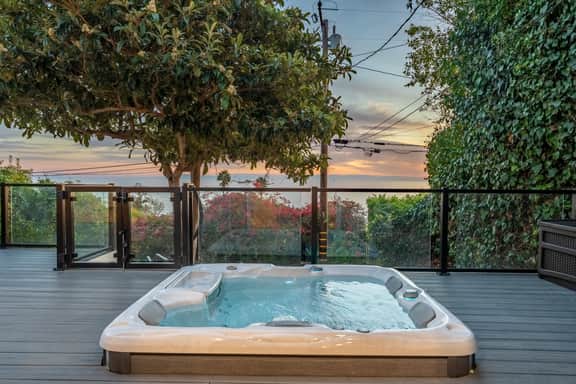 Ocean-View Wellness Home | Infrared Sauna + Spa - Image 4