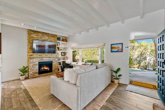 Casa Alma del Mar | Hot Tub + Walk to Beach - Image 4