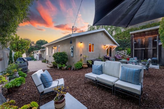 Renovated Ocean-View Cottage | Private Backyard - Image 1